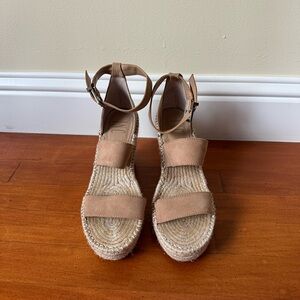 Low-Heel Tan Espadrille Sandals
